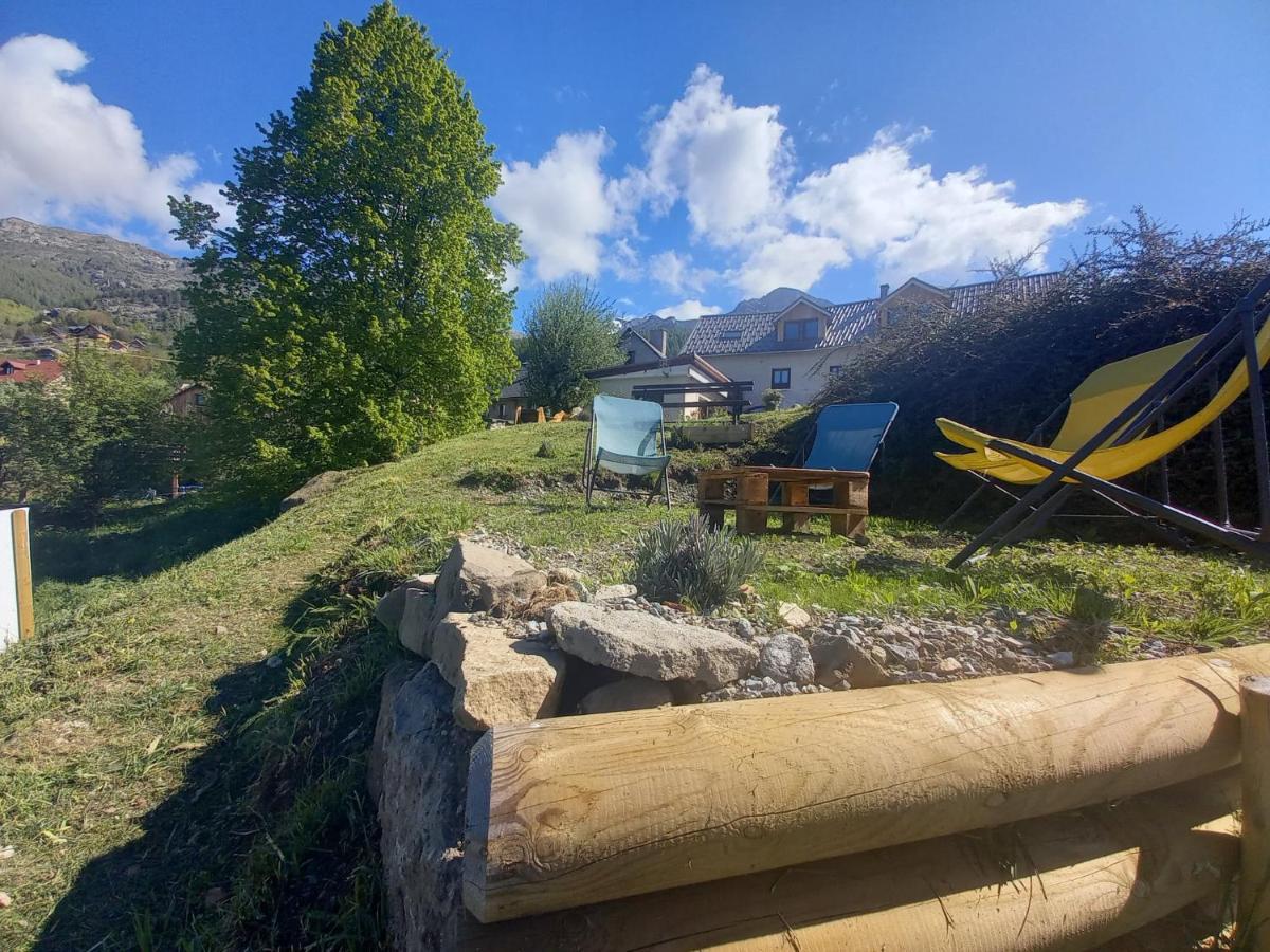 Auberge Le Vieux Chaillol Saint-Michel-de-Chaillol Buitenkant foto